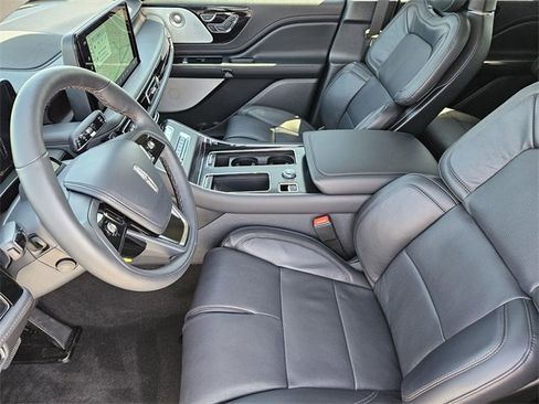 New 2025 Lincoln Aviator Reserve w/ Equipment Group 201A image 12