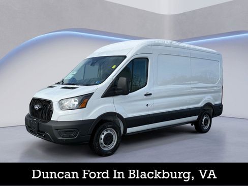 New 2026 Ford Transit 250 148 Medium Roof RWD image 7