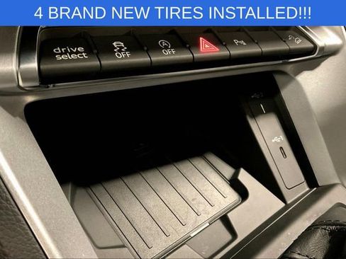 Used 2022 Audi Q3 2.0T Premium Plus image 33