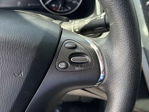 Used 2023 Nissan Murano S FWD image 25
