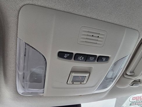 Used 2022 Toyota Corolla LE image 19