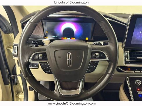 Used 2018 Lincoln Navigator Reserve w/ Technology Package image 28