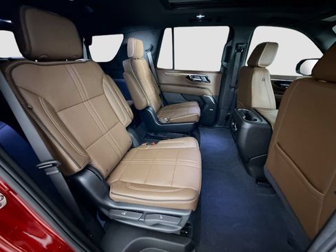 Used 2026 Chevrolet Tahoe High Country AWD/4WD image 29
