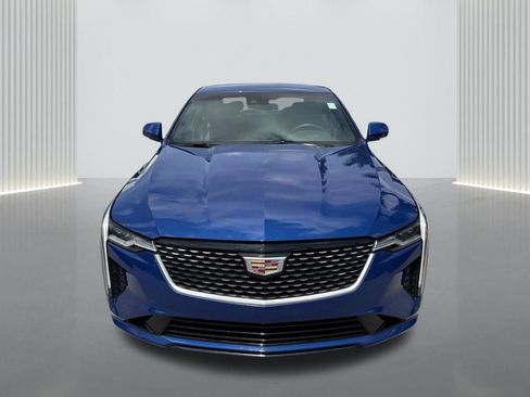 Used 2025 Cadillac CT4 Luxury RWD image 2