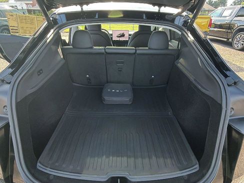 Used 2026 Tesla Model Y 2WD image 14