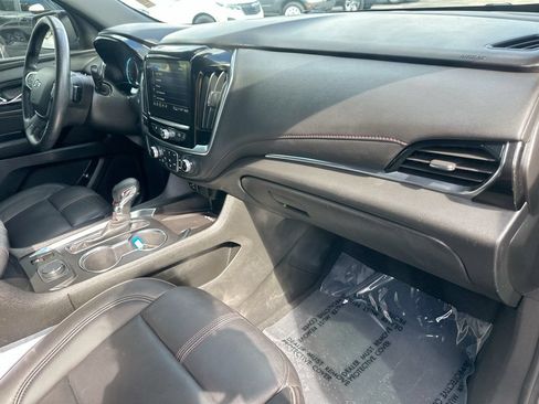 Certified 2023 Chevrolet Traverse RS FWD image 29