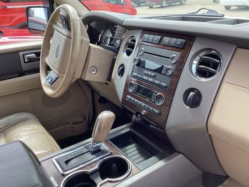 Used 2012 Ford Expedition XLT AWD/4WD image 19