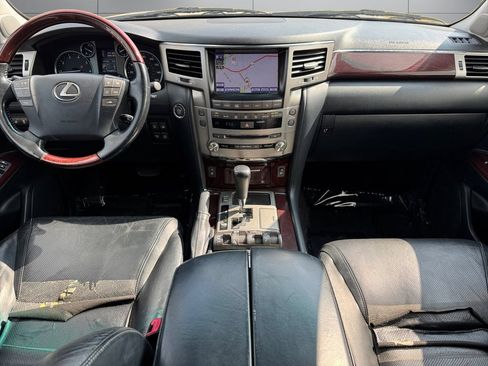 Used 2014 Lexus LX 570 4WD image 12