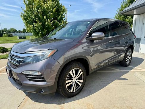 Used 2017 Honda Pilot EX-L image 4