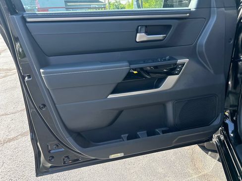 New 2026 Toyota Tundra Limited AWD/4WD image 18