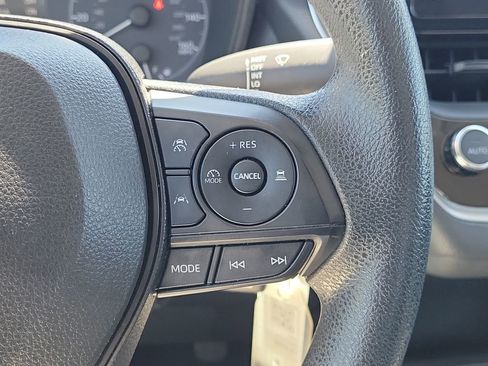 Used 2023 Toyota Corolla LE image 26