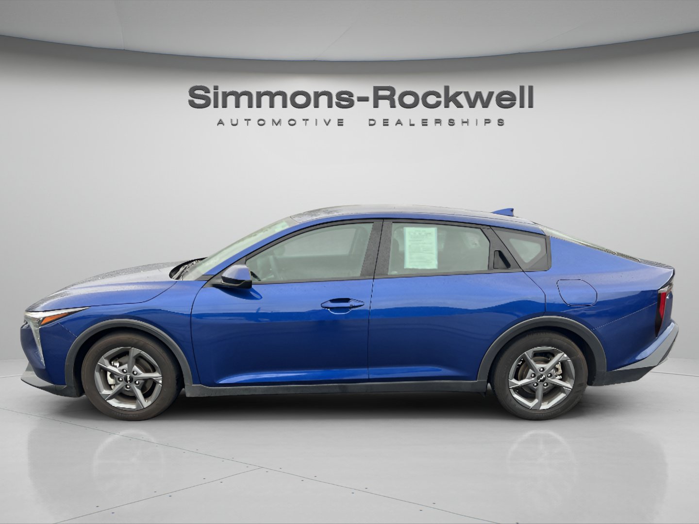 Used 2025 Kia K4 FWD image 2