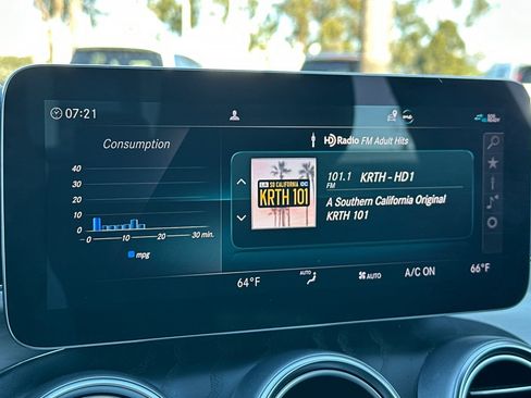 Used 2021 Mercedes-Benz C 300 Sedan image 21