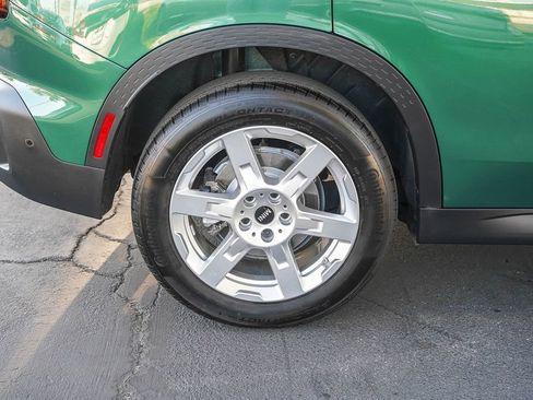 Used 2025 MINI Cooper Countryman S w/ Comfort Package Max image 11