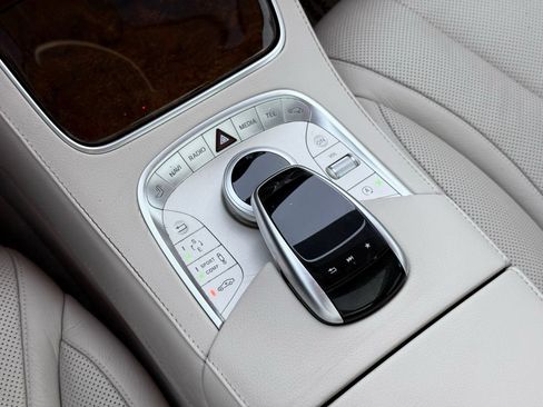 Used 2017 Mercedes-Benz S 550 4MATIC Sedan image 68