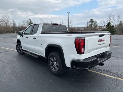 Used 2023 GMC Sierra 1500 Pro w/ Pro Value Package image 5