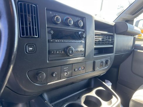 Used 2021 Chevrolet Express 2500 2500 w/ Driver Convenience Package image 20