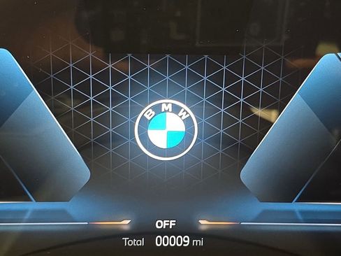 Used 2026 BMW X3 xDrive30 w/ Convenience Package image 16