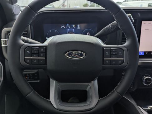 New 2025 Ford F250 Lariat w/ Lariat Ultimate Package image 37