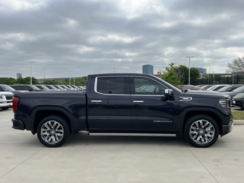 Used 2023 GMC Sierra 1500 Denali w/ Denali Reserve Package image 3