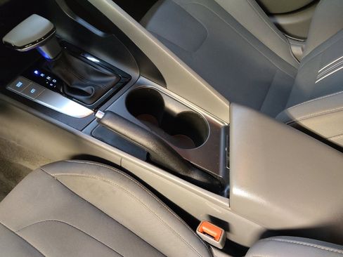 Used 2021 Hyundai Elantra SEL image 26