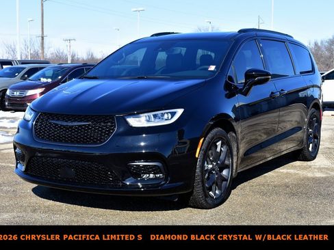 New 2026 Chrysler Pacifica Limited image 1
