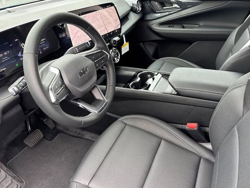 New 2026 Chevrolet Blazer EV LT image 9