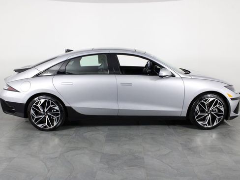 Certified 2025 Hyundai Ioniq 6 Limited image 14