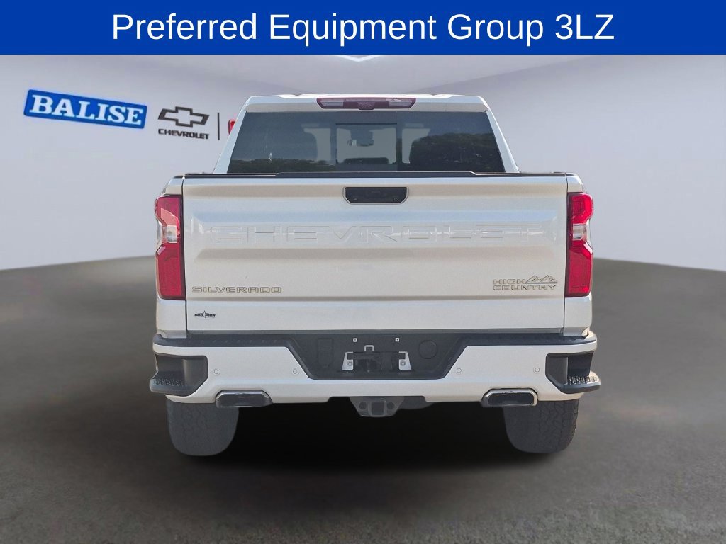 Used 2024 Chevrolet Silverado 1500 High Country w/ Technology Package AWD/4WD image 4