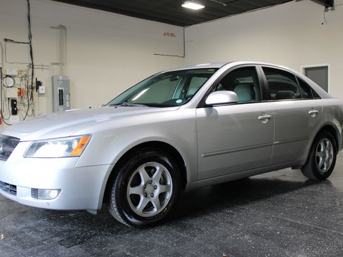 Used 2006 Hyundai Sonata V6 FWD image 6