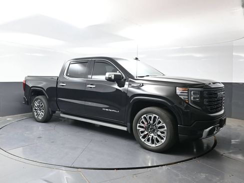 Used 2023 GMC Sierra 1500 Denali Ultimate AWD/4WD image 6