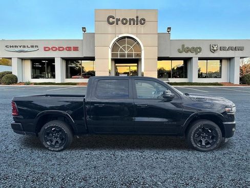 Used 2025 RAM 1500 Big Horn AWD/4WD image 2