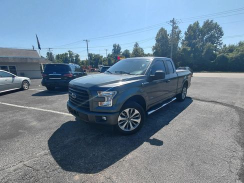 Used 2017 Ford F150 XL w/ Equipment Group 101A Mid AWD/4WD image 1