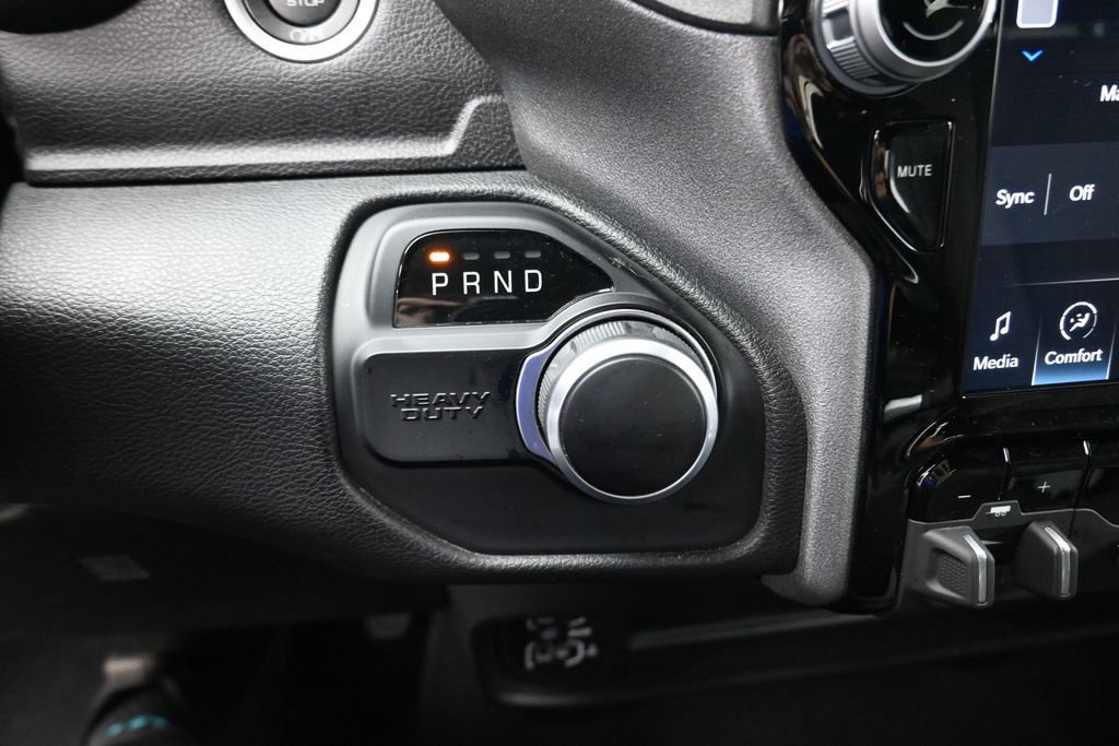 Used 2024 RAM 2500 Tradesman w/ Towing Technology Group RWD image 26
