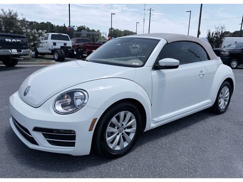 Used 2019 Volkswagen Beetle 2.0T S FWD image 9
