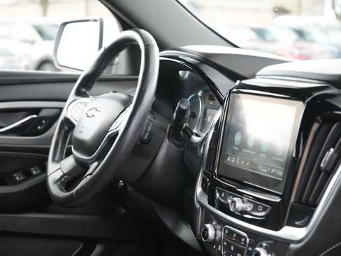 Used 2023 Chevrolet Traverse LT w/ LT Premium Package image 13