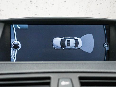 Used 2011 BMW 1 Series M image 27