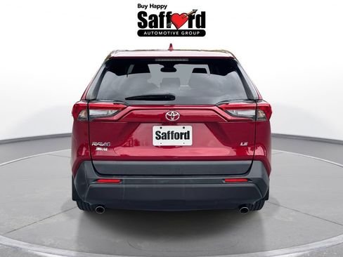 Used 2022 Toyota RAV4 LE FWD image 6