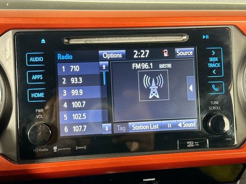 Used 2016 Toyota Tacoma TRD Off-Road w/ Towing Package image 28