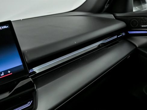 Used 2024 BMW 530i xDrive 530i xDrive w/ M Sport Package image 33