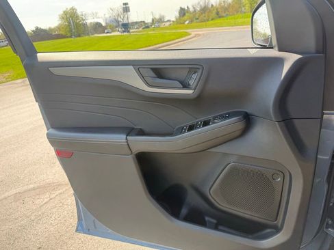 Certified 2023 Ford Escape Active FWD image 22