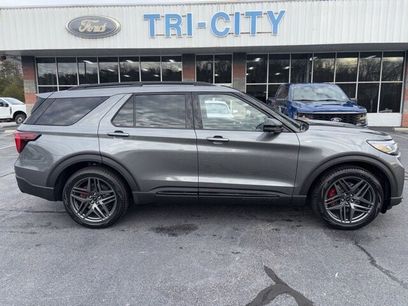 New 2026 Ford Explorer ST-Line w/ ST-Line Street Pack