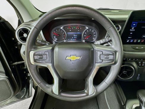 Certified 2025 Chevrolet Blazer LT FWD image 9