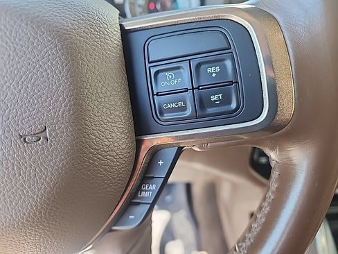 Used 2022 RAM 3500 Limited AWD/4WD image 16