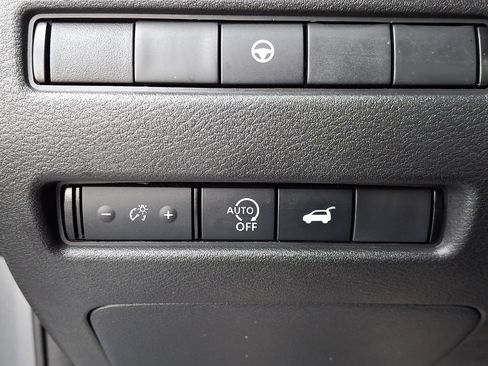 Certified 2023 Nissan Rogue SV w/ SV Premium B Package image 25