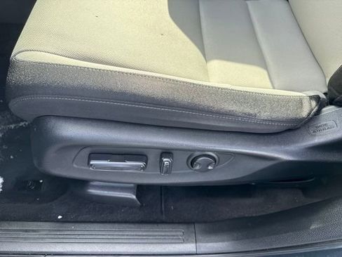 Certified 2024 Honda CR-V EX image 11