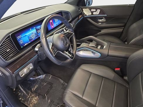 Used 2024 Mercedes-Benz GLS 450 4MATIC image 20