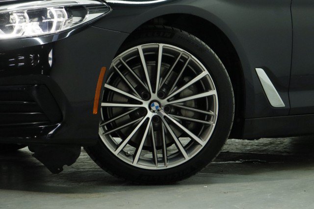 Used 2019 BMW 540i RWD image 3