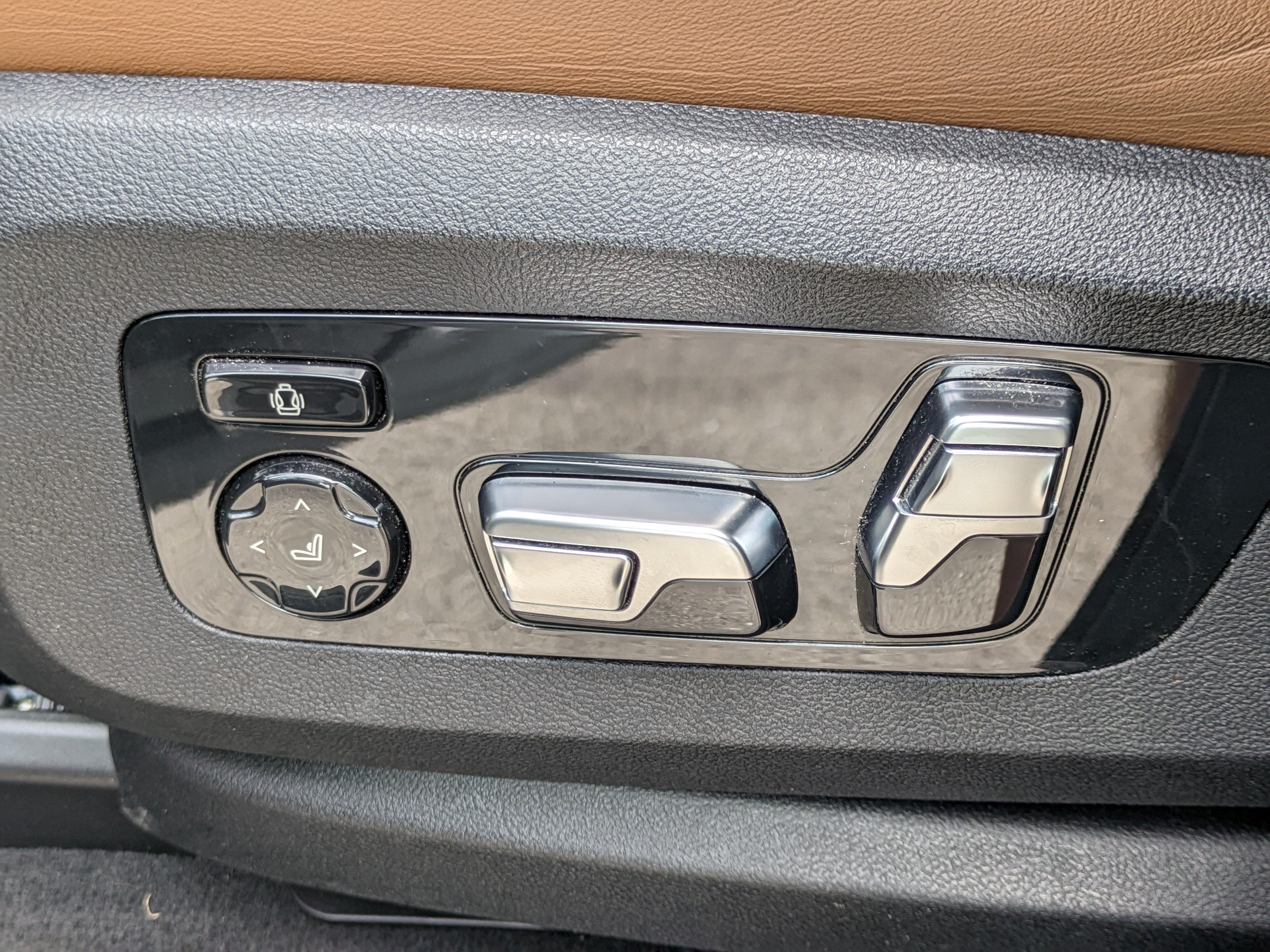 Used 2024 BMW X5 M Competition AWD/4WD image 24