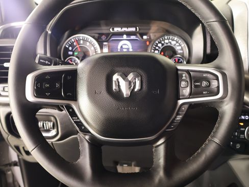 Used 2025 RAM 1500 Big Horn AWD/4WD image 3